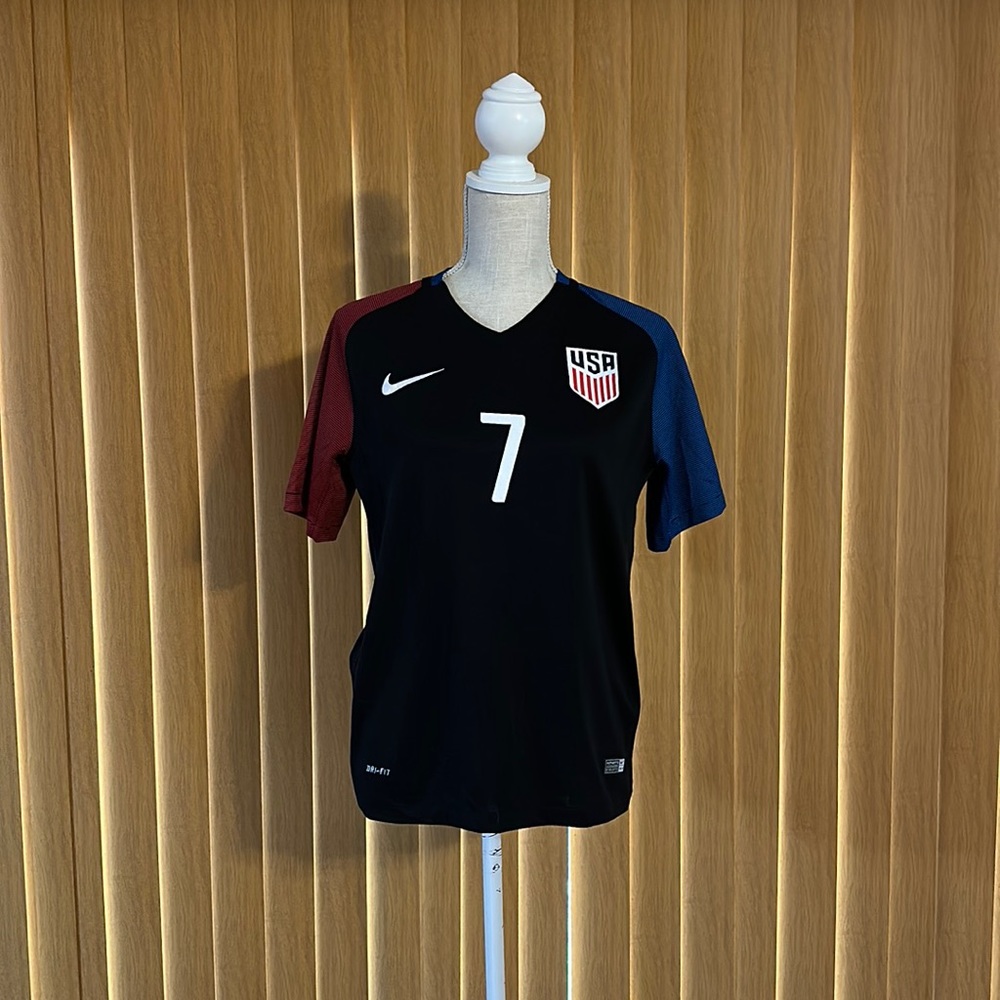 Men’s small Nike Ethan Finlay USA jersey